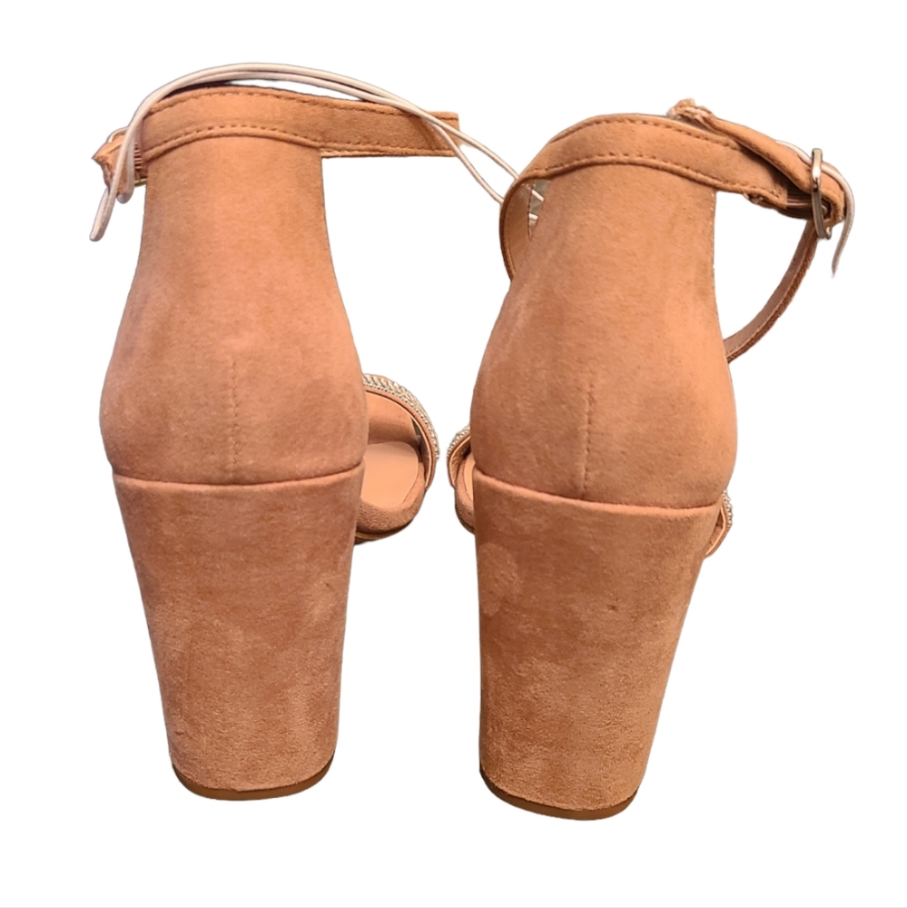 A New Day Ema Heels - Picture 3 of 12